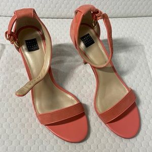 women's heeled shoes